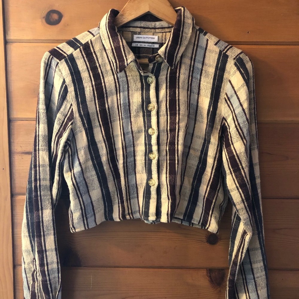 Flannel crop button up